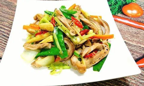 Dạ dày lợn xào thập cẩm trắng giòn, không bị hôi nhờ bí quyết này