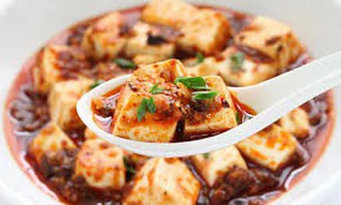 20 phút xong ngay đậu hũ non sốt cay cho bữa cơm tối