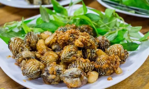 Cách làm sò huyết xào tỏi ngon bá cháy, ăn là nghiền