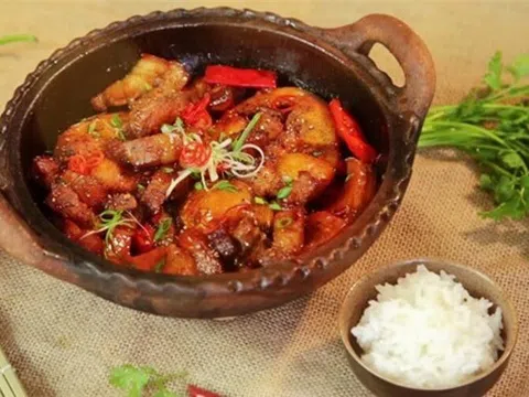 Mẹo làm cá bông lau kho tộ đậm đà, hấp dẫn